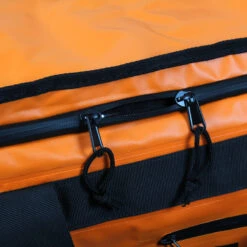 Sac De Voyage étanche DUFFEL BAG 60L HOWZIT - -Sportifs Équipements Magasin sac de voyage etanche duffel bag 60l howzit orange black 4